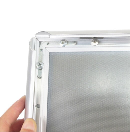 Square corner of Snap Frame